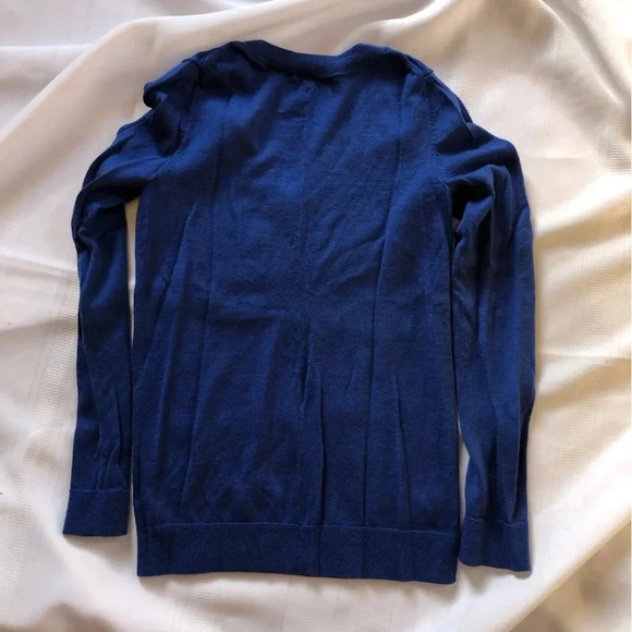 GAP Ultrasoft Wool Vneck Sweater - Picture 4 of 10